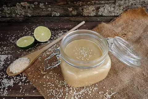تصویر 2 از فروش شیره سفید کشمش + قیمت خرید به صرفه